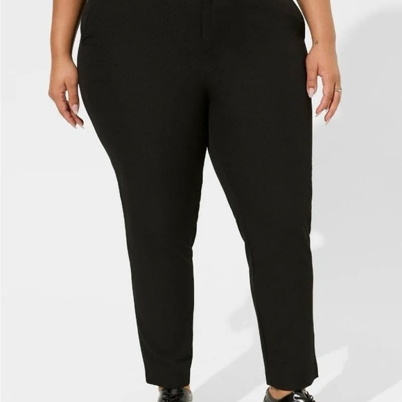 torrid Pants - TORRID Women's Stretch Tapered Trouser Pants Black (Sz 16) NWT $79.50
